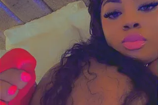 NEW IN TOWN 💣🛑 Stop Settling for Ran-Thru 👎 Come Taste a Real BBW From the Bottom of the Boot ⚜💦 - Image 8