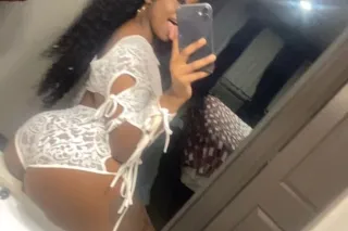 ‼NEW In Town‼Your Sweet Escape🥰 Cum Unwind With Me🥰 Now Available - Image 4